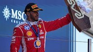 Lewis Hamilton Soal Kemenangan Perdana Bareng Ferrari: Tadinya Cuma Nonton di TV, Kini Justru Menang Bareng