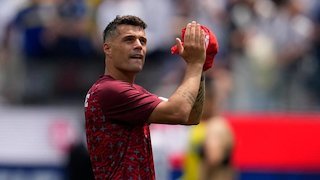 Jadi Kasus Hukum di Swiss, Granit Xhaka Mengaku Pakai Sertifikat Vaksin Covid-19 Palsu Jadi Kasus Hukum di Swiss, Granit Xhaka Mengaku Pakai Sertifikat Vaksin Covid-19 Palsu