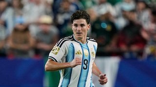 Makin Panas! 5 Opsi Klub Baru Julian Alvarez, Barc...