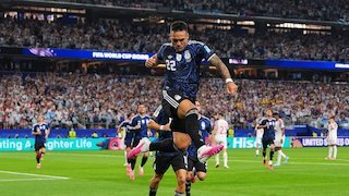 FIFA Kabulkan Permintaan Argentina: Jersey Biru Tua Dipakai Lawan Inggris, Takhayul atau Senjata Psikologis? FIFA Kabulkan Permintaan Argentina: Jersey Biru Tua Dipakai Lawan Inggris, Takhayul atau Senjata Psikologis?