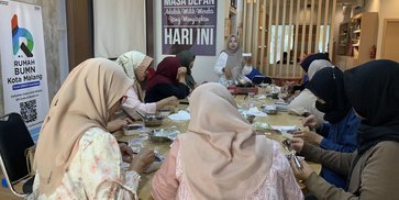 Buka Peluang Baru dengan Belajar Korean Pie Dubai Coco Pistachio di Kelas Baking Rumah BUMN BRI