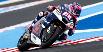 Hasil Kualifikasi Moto2 Hungaria 2026: Izan Guevara Rebut Pole Usai Kalahkan Filip Salac