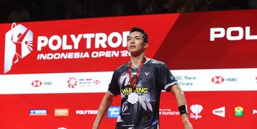 Jonatan Christie Gagal Juara Indonesia Open 2026 Usai Dikalahkan Victor Lai Jonatan Christie Gagal Juara Indonesia Open 2026 Usai Dikalahkan Victor Lai