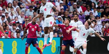 Bellingham atau Rogers Sebagai Starter Inggris di Piala Dunia 2026? Kyle Walker Punya Jawabannya untuk Thomas Tuchel Bellingham atau Rogers Sebagai Starter Inggris di Piala Dunia 2026? Kyle Walker Punya Jawabannya untuk Thomas Tuchel