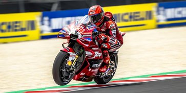 Hasil Balapan MotoGP Hungaria 2026: Marc Marquez Raih Kemenangan Ke-100, Kalahkan Pedro Acosta Hasil Balapan MotoGP Hungaria 2026: Marc Marquez Raih Kemenangan Ke-100, Kalahkan Pedro Acosta