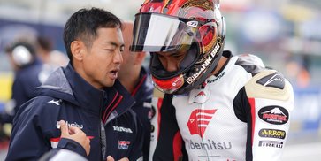 Mario Aji Beberkan Detail Cedera Lehernya, Target Balapan Lagi di Moto2 Jerman 2026