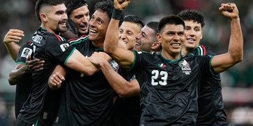 Hasil Meksiko vs Korea Selatan: Tuan Rumah Menang Tipis, Son Heung-min Gagal Bawa Taeguk Warriors Bangkit Hasil Meksiko vs Korea Selatan: Tuan Rumah Menang Tipis, Son Heung-min Gagal Bawa Taeguk Warriors Bangkit