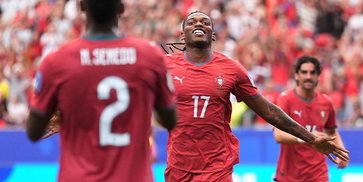 Bila Ruben Amorim jadi Pelatih AC Milan, Mungkin Rafael Leao Akan Bertahan? Bila Ruben Amorim jadi Pelatih AC Milan, Mungkin Rafael Leao Akan Bertahan?