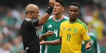 7 Laga Piala Dunia dengan Kartu Merah Terbanyak dalam Sejarah 7 Laga Piala Dunia dengan Kartu Merah Terbanyak dalam Sejarah