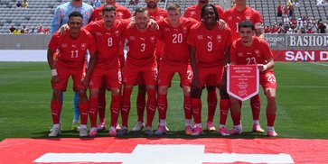 Waspada Ular Berbisa! Kamp Latihan Timnas Swiss di Piala Dunia 2026 Dikelilingi Area Reptil Berbahaya Waspada Ular Berbisa! Kamp Latihan Timnas Swiss di Piala Dunia 2026 Dikelilingi Area Reptil Berbahaya