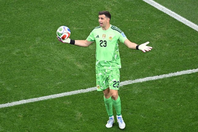 Kiper Timnas Argentina, Emiliano Martinez saat melawan Austria di Piala Dunia 2026 FIFA, 23 Juni 2026 yang digerlar di Arlington, Texas. (c) AP Photo/Jessica Tobias