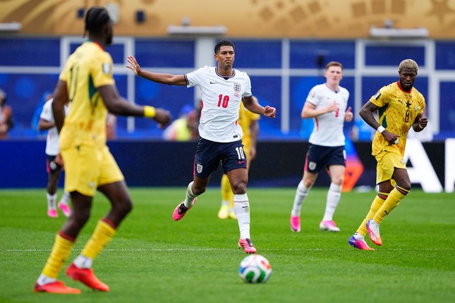 Inggris Dominan, Ghana Bertahan Disiplin Inggris Dominan, Ghana Bertahan Disiplin