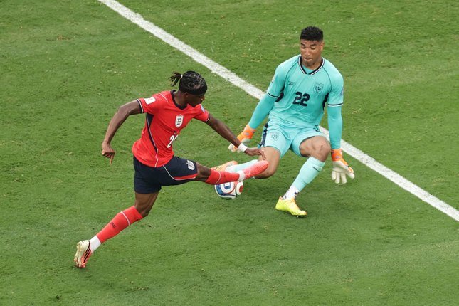 Deeney Kritik Saka, Rashford, dan Madueke