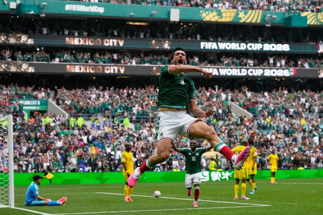 El Tri Amankan Tiga Poin Berharga El Tri Amankan Tiga Poin Berharga