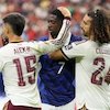 Spanyol Tampil Dominan, Lini Serang Prancis Kehabisan Ruang Spanyol Tampil Dominan, Lini Serang Prancis Kehabisan Ruang