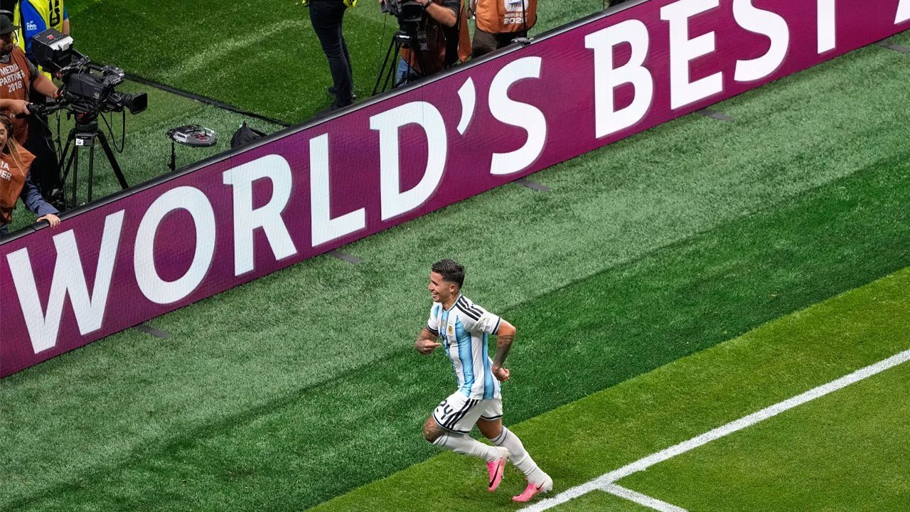 Gol Ke-3000 Piala Dunia Antar Argentina ke Perempat Final Gol Ke-3000 Piala Dunia Antar Argentina ke Perempat Final