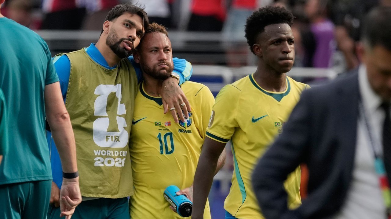 Kalah dari Norwegia, Timnas Brasil Enggan Kambing Hitamkan Bruno Guimaraes Kalah dari Norwegia, Timnas Brasil Enggan Kambing Hitamkan Bruno Guimaraes