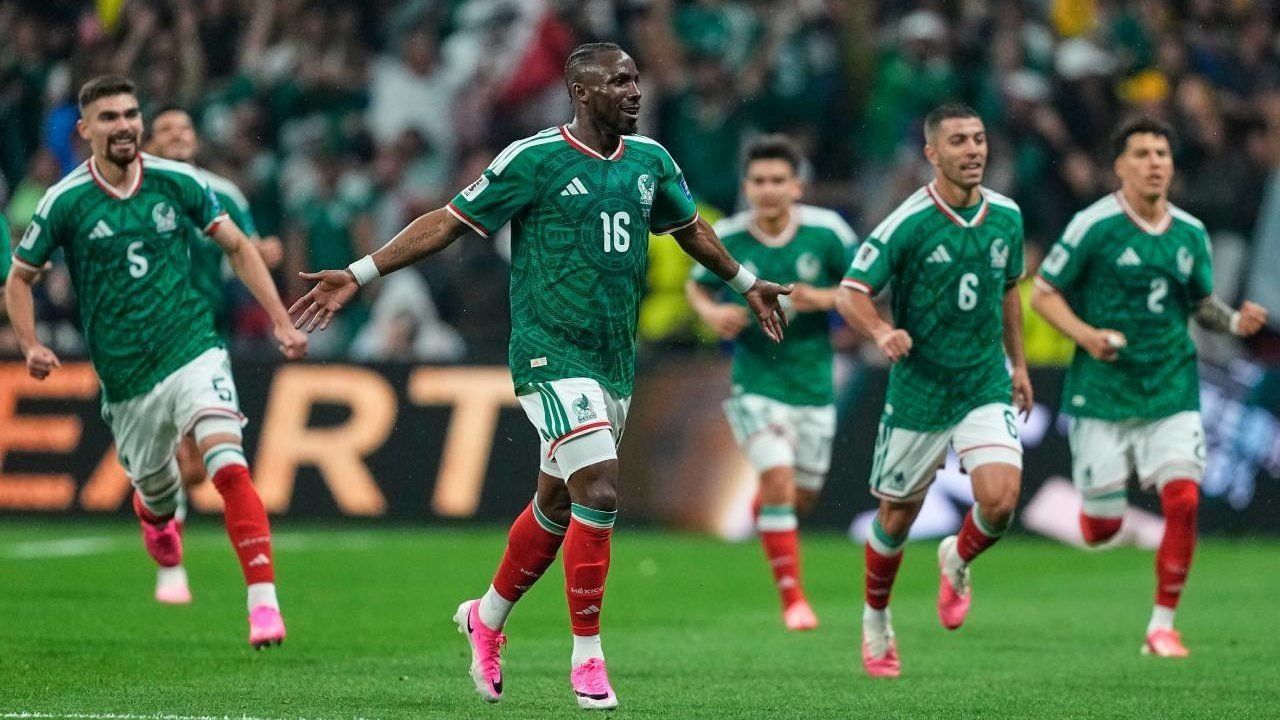 Hasil Meksiko vs Ekuador: El Tri Melaju ke Babak 16 Besar Hasil Meksiko vs Ekuador: El Tri Melaju ke Babak 16 Besar