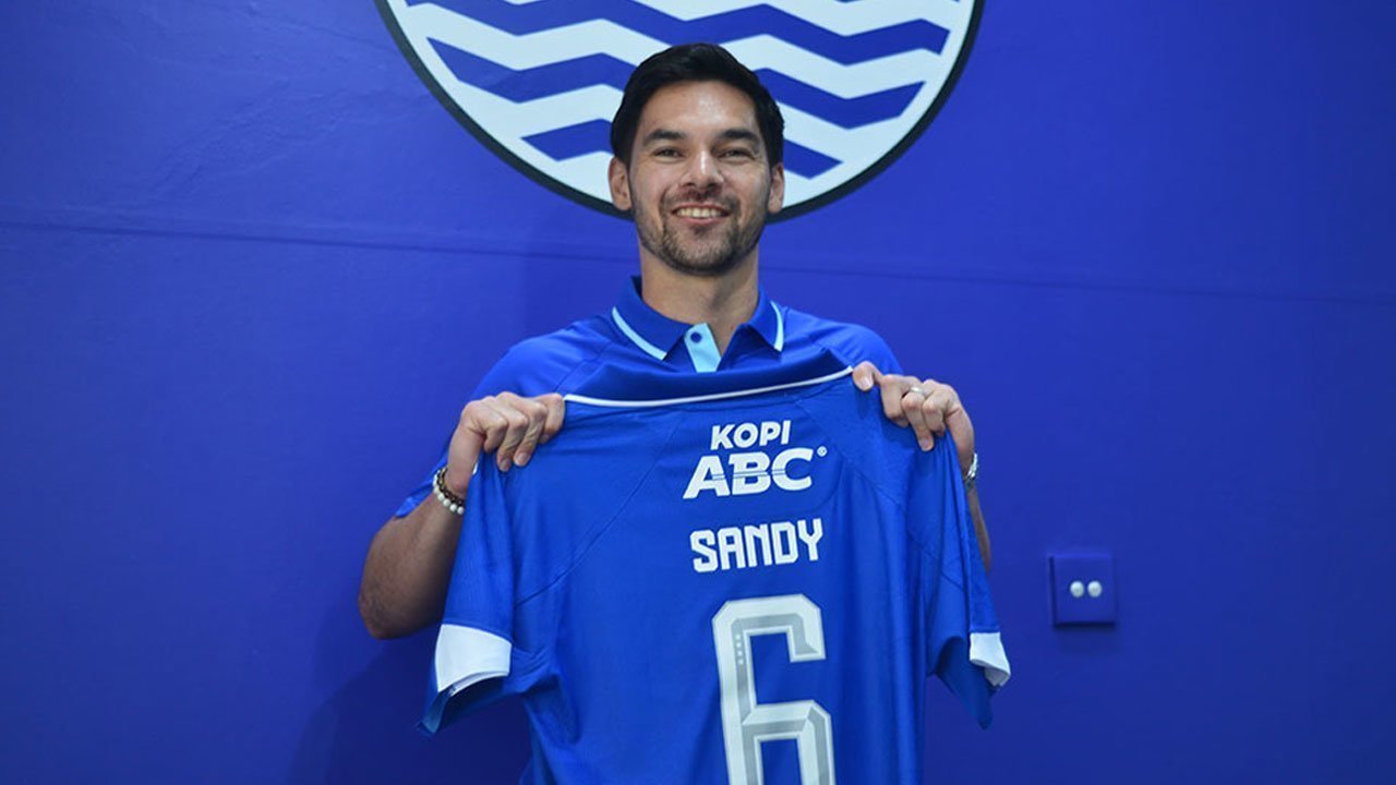 Alasan Romantis Sandy Walsh Pilih Nomor Punggung 6 di Persib Alasan Romantis Sandy Walsh Pilih Nomor Punggung 6 di Persib