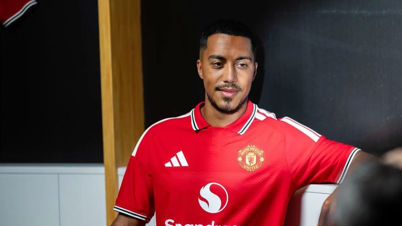MU Disebut Cerdas Tidak Ambil Sandro Tonali dan Rekrut Youri Tielemans MU Disebut Cerdas Tidak Ambil Sandro Tonali dan Rekrut Youri Tielemans