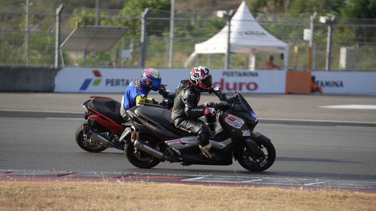 MAXI Race Jadi Daya Tarik Baru Yamaha Sunday Race 2026 di Mandalika: Ketika Skutik Premium Ikut Balapan MAXI Race Jadi Daya Tarik Baru Yamaha Sunday Race 2026 di Mandalika: Ketika Skutik Premium Ikut Balapan