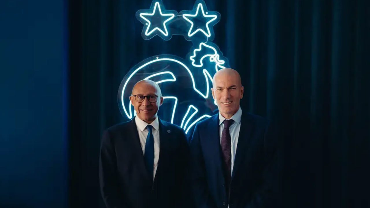 Resmi! FFF Perkenalkan Zinedine Zidane Sebagai Pelatih Baru Timnas Prancis