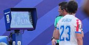 5 Kontroversi VAR Paling Heboh di Piala Dunia 2026: Dari Messi Lolos Kartu Merah hingga Penalti Mbappe 5 Kontroversi VAR Paling Heboh di Piala Dunia 2026: Dari Messi Lolos Kartu Merah hingga Penalti Mbappe