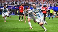Selebrasi Gol Penuh Emosi Jadi Pelampiasan Lionel Messi Usai Gagal Penalti Selebrasi Gol Penuh Emosi Jadi Pelampiasan Lionel Messi Usai Gagal Penalti