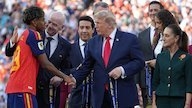 Donald Trump Dicemooh di Final Piala Dunia, Momen Canggung Jadi Perbincangan Donald Trump Dicemooh di Final Piala Dunia, Momen Canggung Jadi Perbincangan