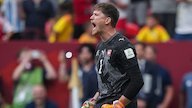 Gregor Kobel Berdiri Tegak di Bawah Mistar Gregor Kobel Berdiri Tegak di Bawah Mistar