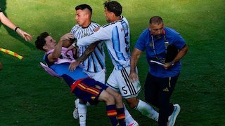 Bikin Keributan di Final Piala Dunia, Leandro Paredes Ditunggu Sanksi Berat dari FIFA Bikin Keributan di Final Piala Dunia, Leandro Paredes Ditunggu Sanksi Berat dari FIFA