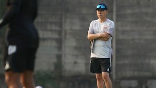 Shin Tae-yong Genjot Fisik Persija Jakarta di Thailand Shin Tae-yong Genjot Fisik Persija Jakarta di Thailand