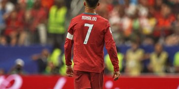Sudah Waktunya Pensiun dari Timnas Portugal, Wahai Cristiano Ronaldo? Sudah Waktunya Pensiun dari Timnas Portugal, Wahai Cristiano Ronaldo?