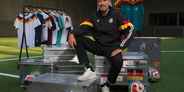 Resmi! DFB Tunjuk Jurgen Klopp Sebagai Pelatih Baru Timnas Jerman! Resmi! DFB Tunjuk Jurgen Klopp Sebagai Pelatih Baru Timnas Jerman!