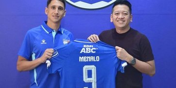 Nomor Punggung Luka Menalo dan Gabriel Mutombo di Persib: Faktor Ronaldo jadi Alasan! Nomor Punggung Luka Menalo dan Gabriel Mutombo di Persib: Faktor Ronaldo jadi Alasan!