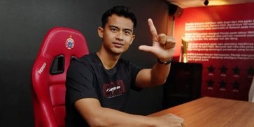 Persija Ikat Pratama Arhan dengan Kontrak Berdurasi 3 Tahun Persija Ikat Pratama Arhan dengan Kontrak Berdurasi 3 Tahun