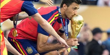Timnas Spanyol Memang Layak Jadi Juara Piala Dunia 2026. Titik. Timnas Spanyol Memang Layak Jadi Juara Piala Dunia 2026. Titik.