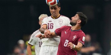 Barcelona Pantau Rodri Seiring Cederanya De Jong, tetapi Real Madrid Masih Terdepan