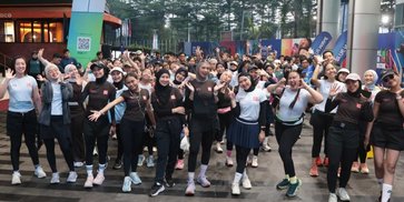 Youniverse Active Day Sukses Digelar, Ribuan Peserta Ramaikan Car Free Day Sudirman Youniverse Active Day Sukses Digelar, Ribuan Peserta Ramaikan Car Free Day Sudirman