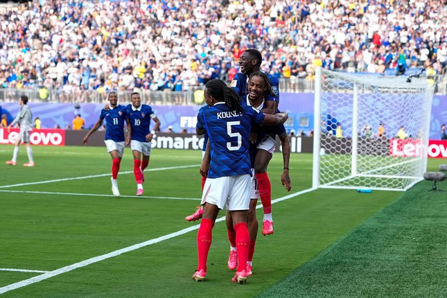 Barcola dan Mbappe Pastikan Tiket 16 Besar Barcola dan Mbappe Pastikan Tiket 16 Besar