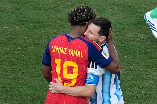 Estafet Generasi dari Messi kepada Yamal Estafet Generasi dari Messi kepada Yamal