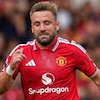 Wajah Baru Old Trafford: Rumput Diganti Setelah 14 Tahun, Tembok Dipasangi Bantalan, dan MU Menang Telak! Wajah Baru Old Trafford: Rumput Diganti Setelah 14 Tahun, Tembok Dipasangi Bantalan, dan MU Menang Telak!