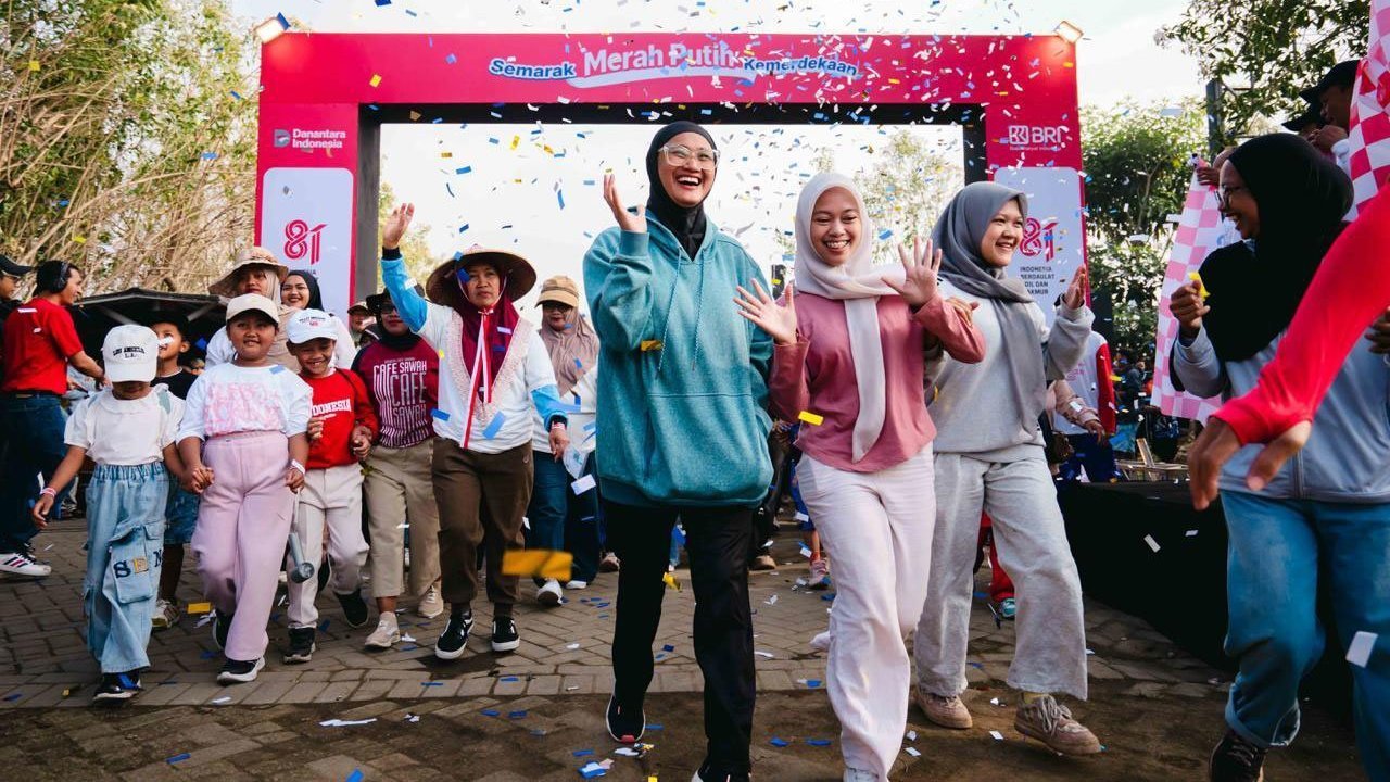 Semarak Merah Putih di Pujon Kidul, BRI Dorong Ekonomi Desa dan Berdayakan UMKM Semarak Merah Putih di Pujon Kidul, BRI Dorong Ekonomi Desa dan Berdayakan UMKM