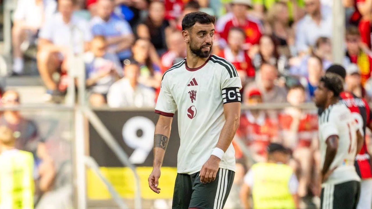 Tolak Galatasaray, MU Kebut Kontrak Baru Bruno Fernandes