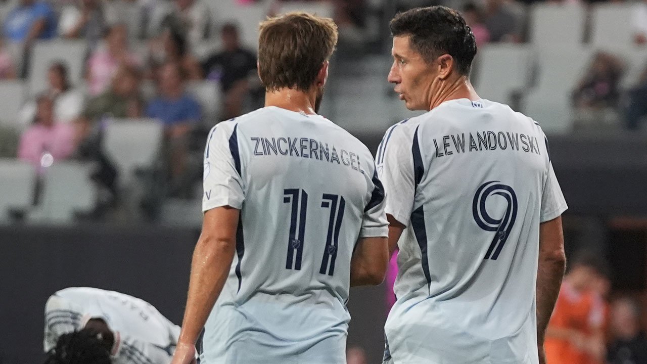 Debut Kandang, Lewandowski Bersinar, Mampukah Ikuti Jejak Messi di MLS? Debut Kandang, Lewandowski Bersinar, Mampukah Ikuti Jejak Messi di MLS?