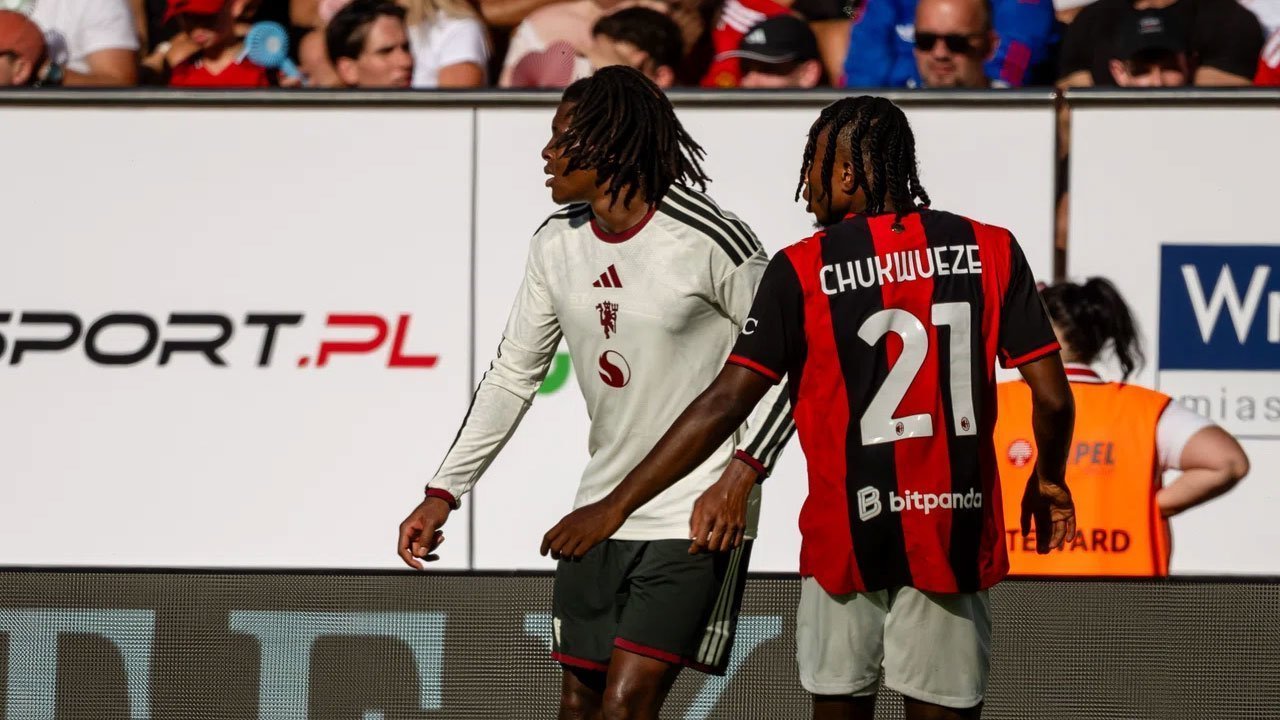 Kalah dari AC Milan, Performa MU Memang Se-Ampas Itu! Kalah dari AC Milan, Performa MU Memang Se-Ampas Itu!