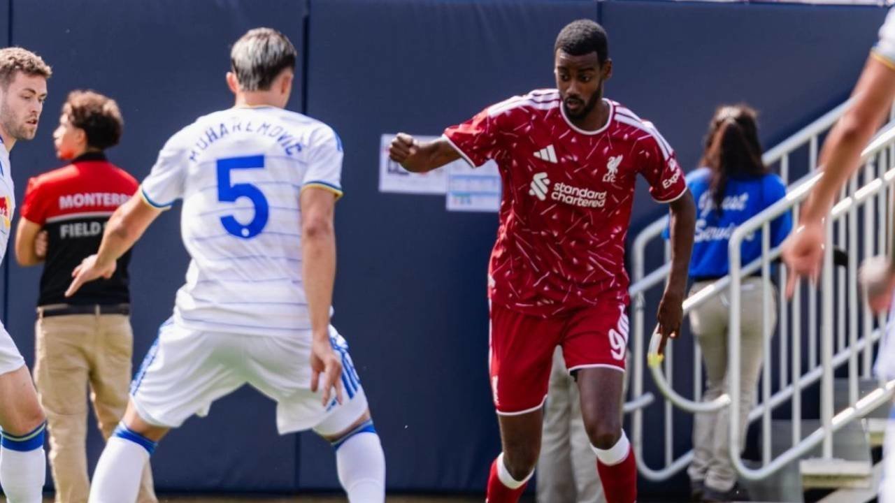Hasil Uji Coba: Liverpool Tumbang 2-4 dari Leeds United, Sempat Unggul 2 Gol Hasil Uji Coba: Liverpool Tumbang 2-4 dari Leeds United, Sempat Unggul 2 Gol