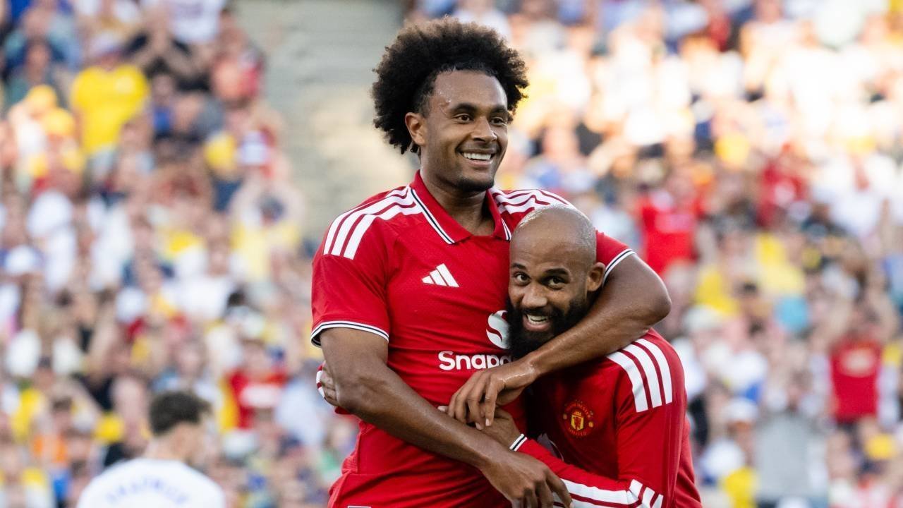 Manchester United Juara Boyle Sports Cup, Mbeumo dan Zirkzee Tampil Menjanjikan Manchester United Juara Boyle Sports Cup, Mbeumo dan Zirkzee Tampil Menjanjikan