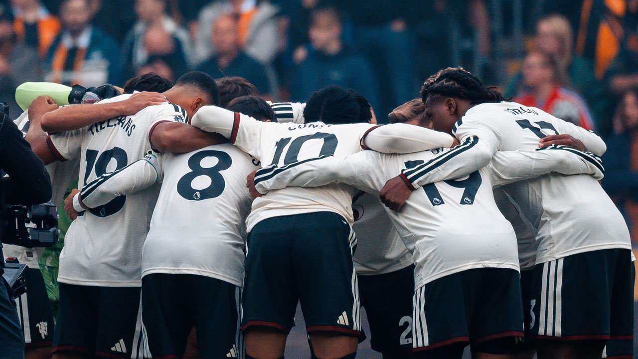 Dipermalukan Tim Promosi, Luke Shaw Yakin MU Bakal Bersinar di Musim 2026/2027 Dipermalukan Tim Promosi, Luke Shaw Yakin MU Bakal Bersinar di Musim 2026/2027