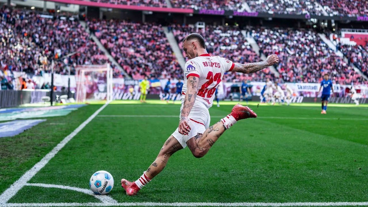 Lewis Hall Sulit, Manchester United Bakal Impor Bek Kiri dari Jerman? Lewis Hall Sulit, Manchester United Bakal Impor Bek Kiri dari Jerman?